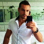 Alex, 46