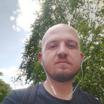 Andrei, 32